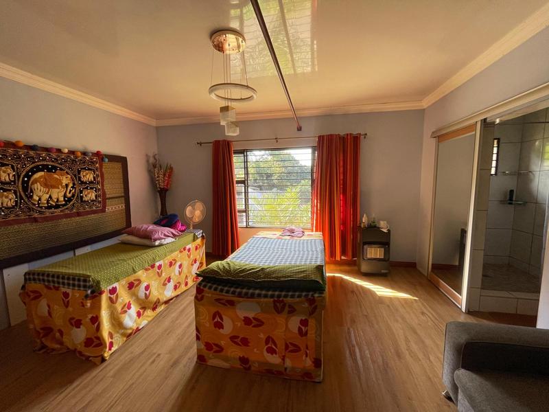 5 Bedroom Property for Sale in Johannesburg North Gauteng