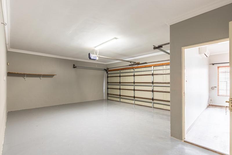 3 Bedroom Property for Sale in Ruimsig Gauteng