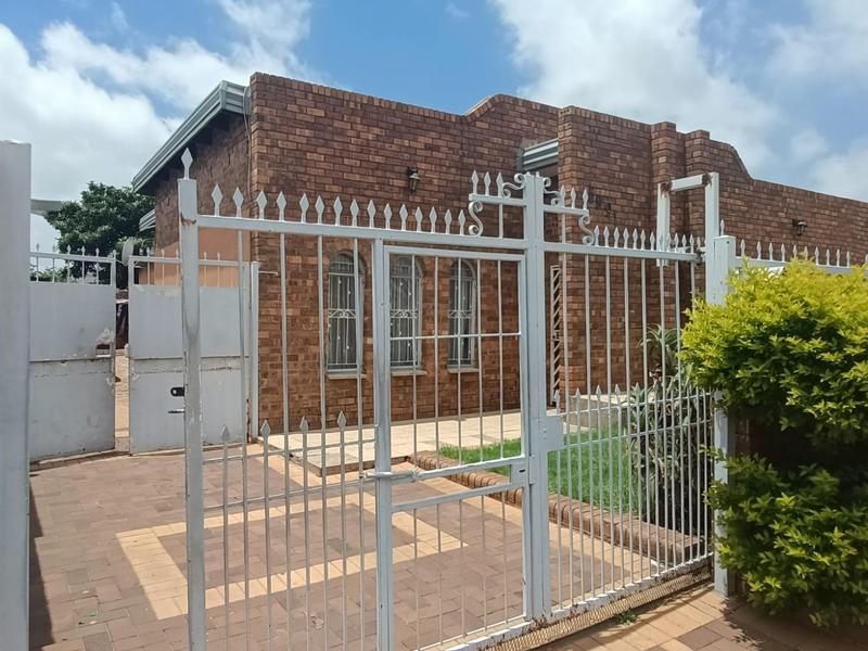 3 Bedroom Property for Sale in Orlando Gauteng