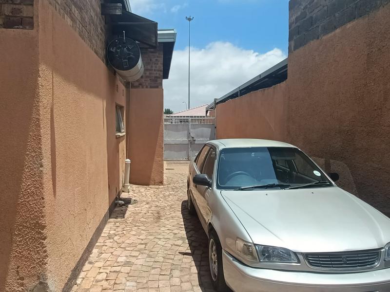 3 Bedroom Property for Sale in Orlando Gauteng