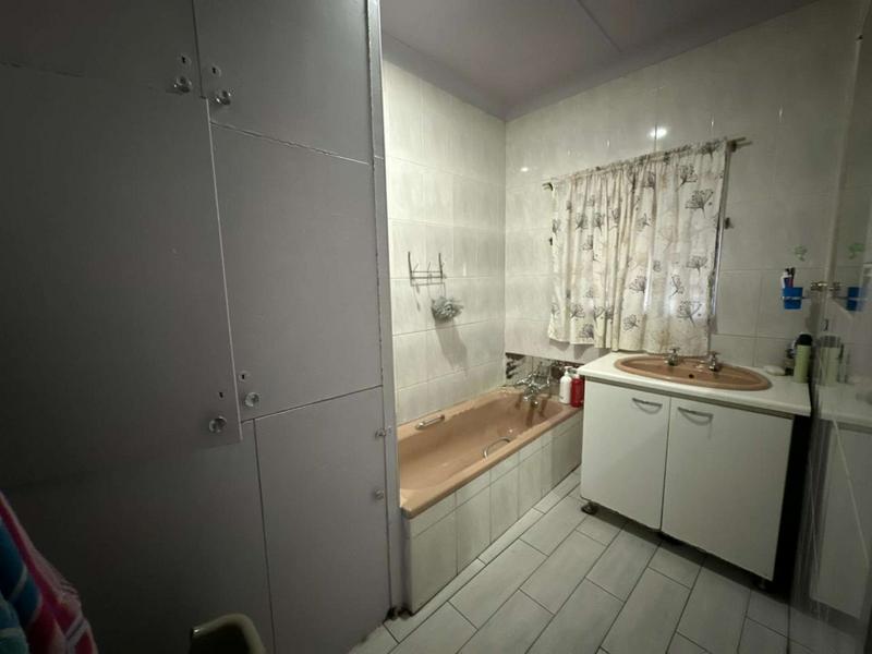 3 Bedroom Property for Sale in Three Rivers Gauteng