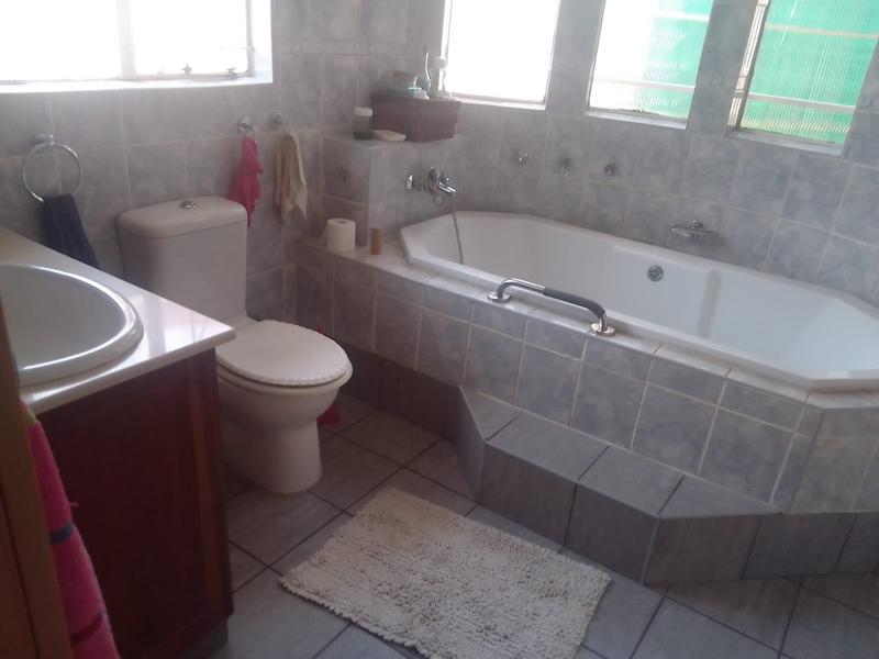 4 Bedroom Property for Sale in Castleview Gauteng