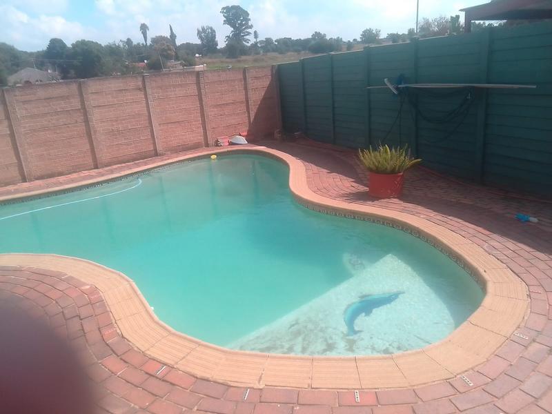4 Bedroom Property for Sale in Castleview Gauteng