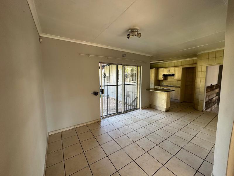 To Let 3 Bedroom Property for Rent in Glen Marais Gauteng