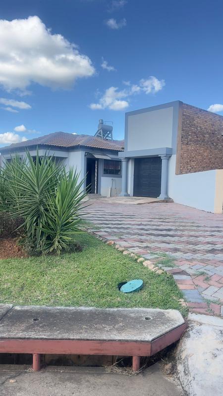 To Let 3 Bedroom Property for Rent in The Orchards Gauteng