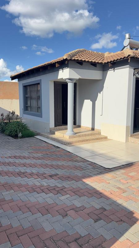 To Let 3 Bedroom Property for Rent in The Orchards Gauteng