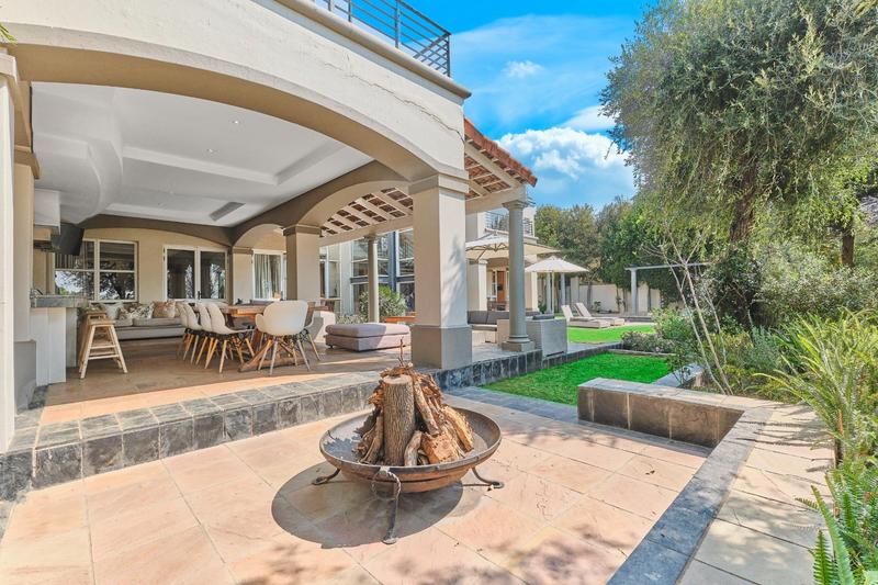 To Let 4 Bedroom Property for Rent in Dainfern Golf Estate Gauteng