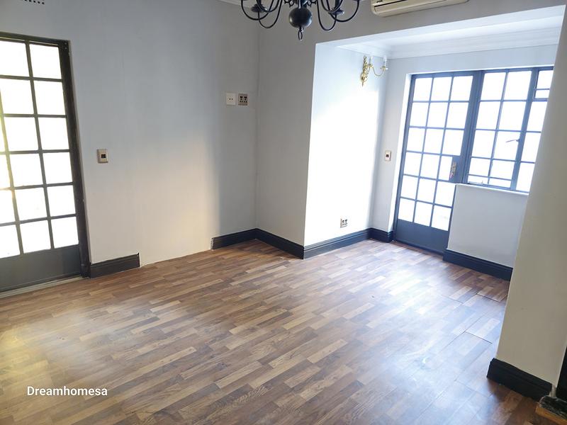 To Let 5 Bedroom Property for Rent in Houghton Estate Gauteng