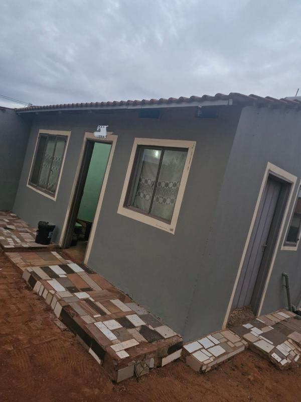 2 Bedroom Property for Sale in Lehae Gauteng