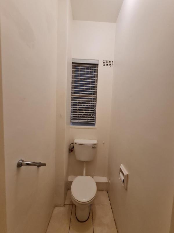 To Let 2 Bedroom Property for Rent in Rosebank Gauteng