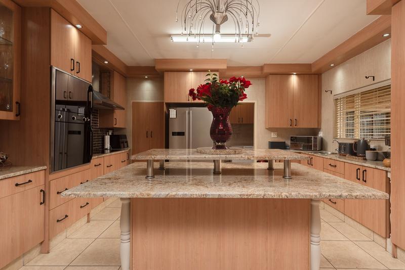 4 Bedroom Property for Sale in Brackenhurst Gauteng