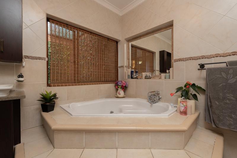 4 Bedroom Property for Sale in Brackenhurst Gauteng