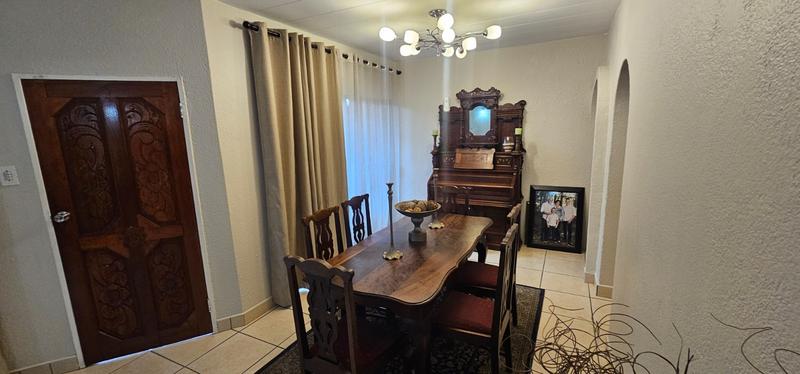 3 Bedroom Property for Sale in Petersfield Gauteng