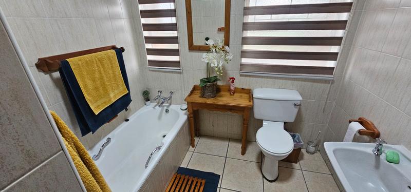 3 Bedroom Property for Sale in Petersfield Gauteng