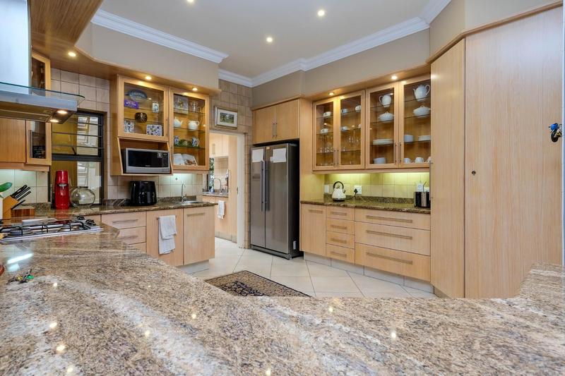 4 Bedroom Property for Sale in Northcliff Gauteng