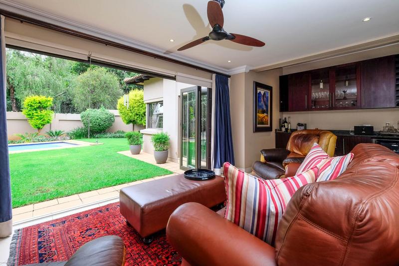 4 Bedroom Property for Sale in Northcliff Gauteng