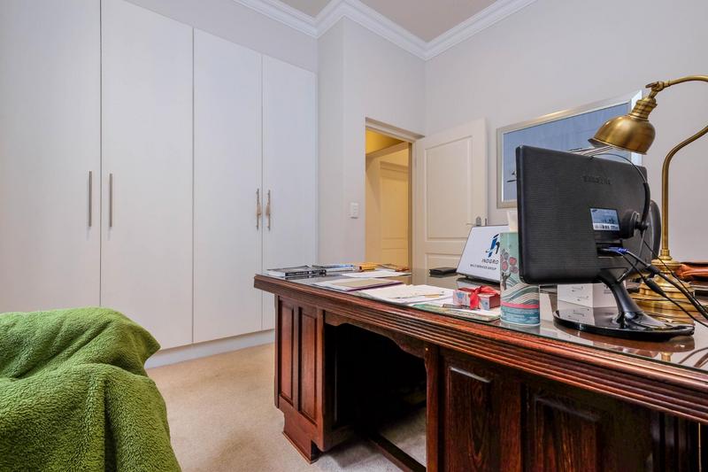 4 Bedroom Property for Sale in Northcliff Gauteng