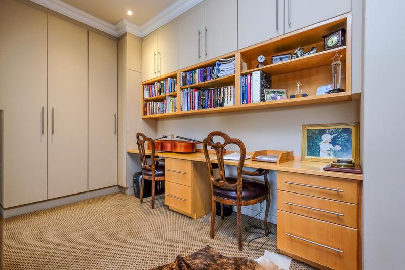 4 Bedroom Property for Sale in Northcliff Gauteng