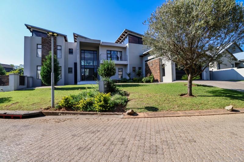 To Let 5 Bedroom Property for Rent in Copperleaf Estate Gauteng