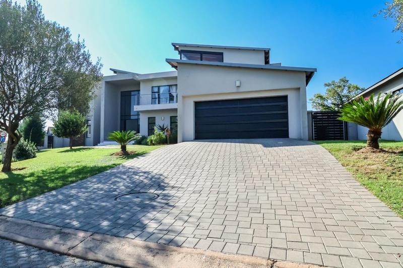 To Let 5 Bedroom Property for Rent in Copperleaf Estate Gauteng