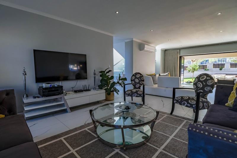 To Let 5 Bedroom Property for Rent in Copperleaf Estate Gauteng