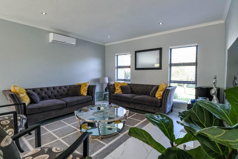 To Let 5 Bedroom Property for Rent in Copperleaf Estate Gauteng