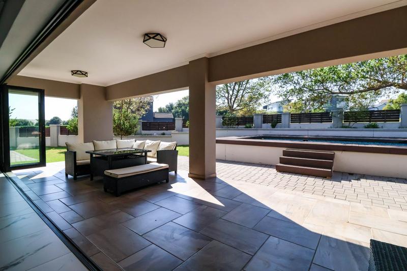 To Let 5 Bedroom Property for Rent in Copperleaf Estate Gauteng