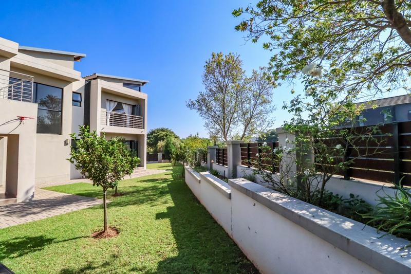 To Let 5 Bedroom Property for Rent in Copperleaf Estate Gauteng