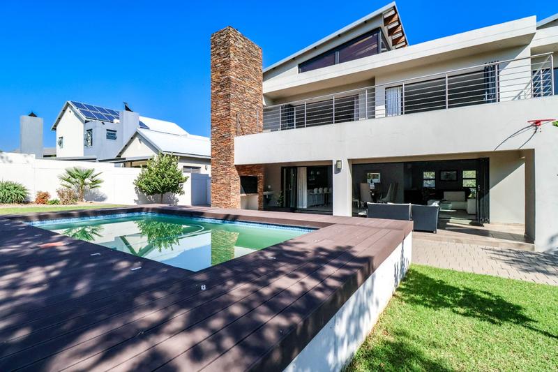 To Let 5 Bedroom Property for Rent in Copperleaf Estate Gauteng