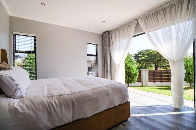 To Let 5 Bedroom Property for Rent in Copperleaf Estate Gauteng