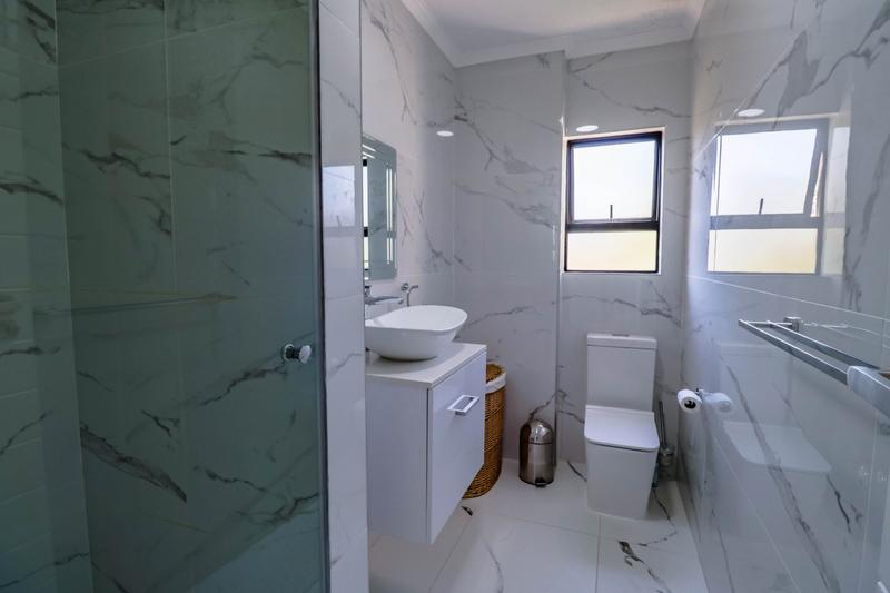 To Let 5 Bedroom Property for Rent in Copperleaf Estate Gauteng