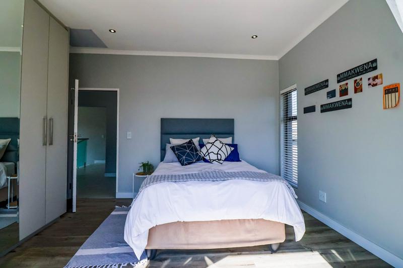 To Let 5 Bedroom Property for Rent in Copperleaf Estate Gauteng