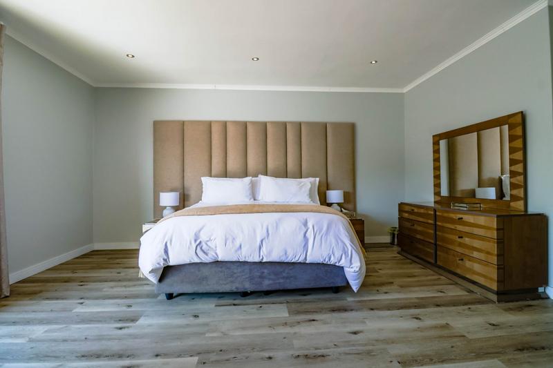 To Let 5 Bedroom Property for Rent in Copperleaf Estate Gauteng