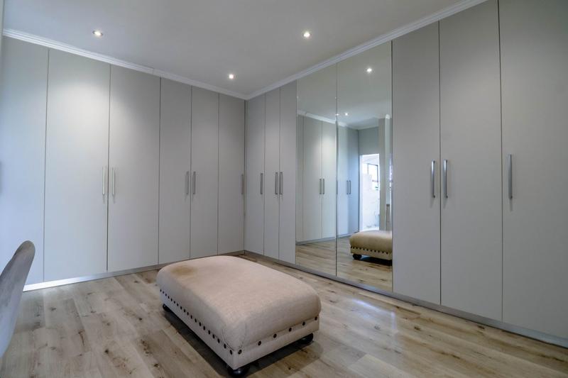 To Let 5 Bedroom Property for Rent in Copperleaf Estate Gauteng