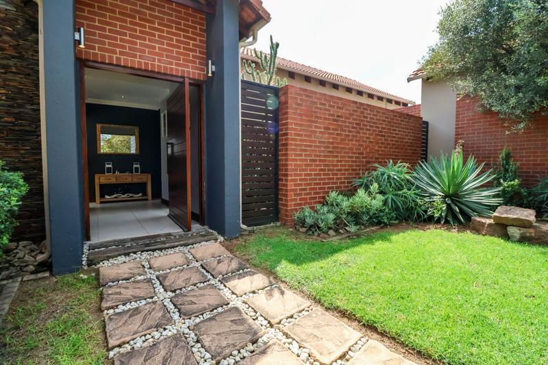 4 Bedroom Property for Sale in Copperleaf Estate Gauteng