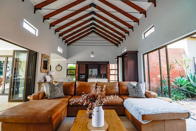 4 Bedroom Property for Sale in Copperleaf Estate Gauteng