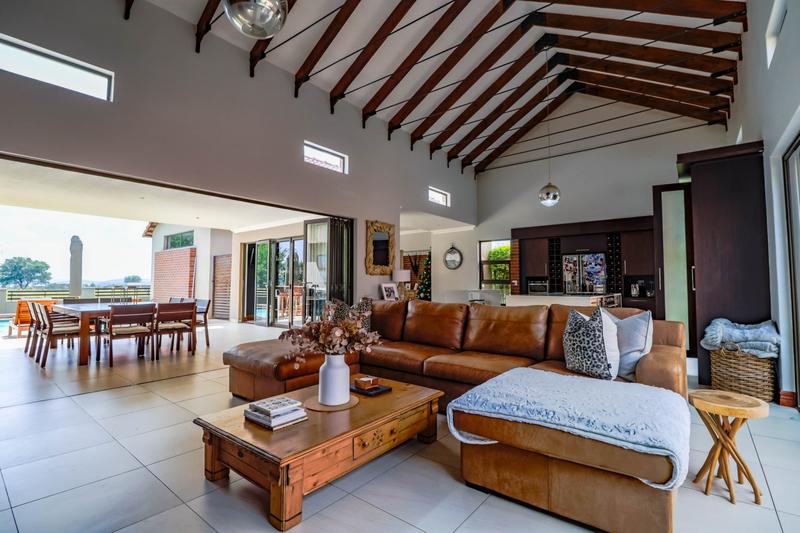 4 Bedroom Property for Sale in Copperleaf Estate Gauteng