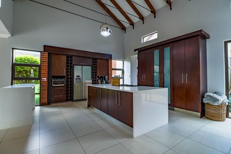 4 Bedroom Property for Sale in Copperleaf Estate Gauteng