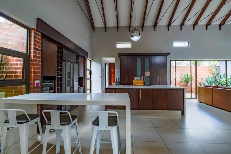 4 Bedroom Property for Sale in Copperleaf Estate Gauteng