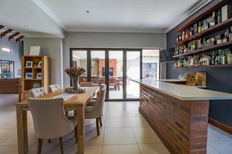 4 Bedroom Property for Sale in Copperleaf Estate Gauteng