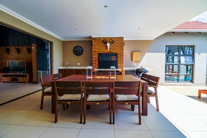 4 Bedroom Property for Sale in Copperleaf Estate Gauteng