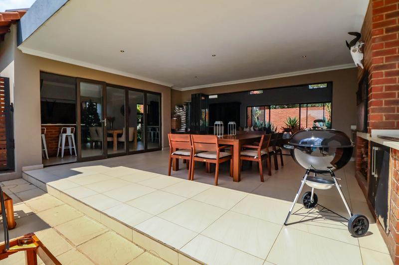 4 Bedroom Property for Sale in Copperleaf Estate Gauteng