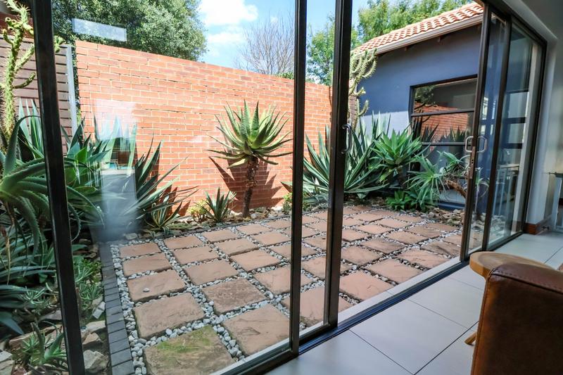 4 Bedroom Property for Sale in Copperleaf Estate Gauteng