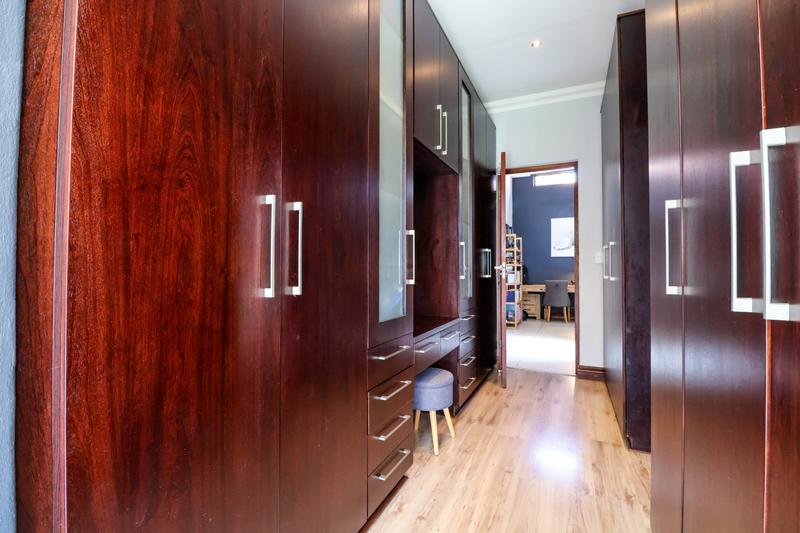 4 Bedroom Property for Sale in Copperleaf Estate Gauteng