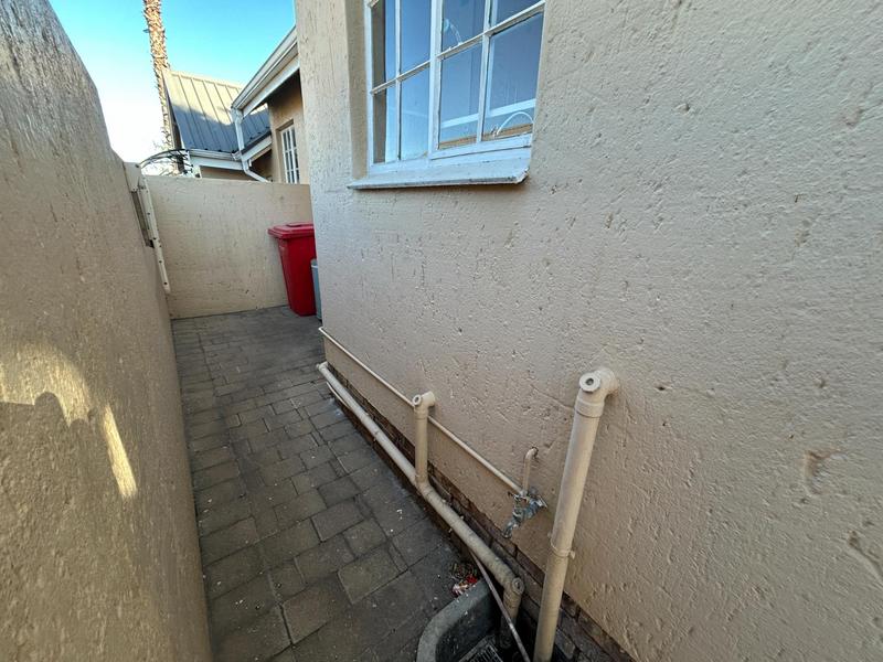 To Let 2 Bedroom Property for Rent in The Reeds Gauteng