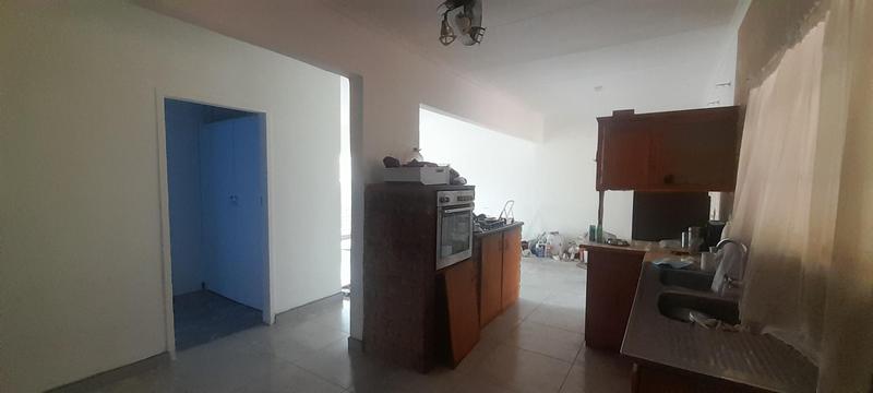 4 Bedroom Property for Sale in Rooihuiskraal Gauteng