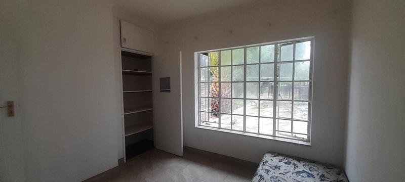 4 Bedroom Property for Sale in Rooihuiskraal Gauteng