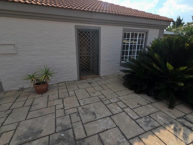 3 Bedroom Property for Sale in Amberfield Gauteng