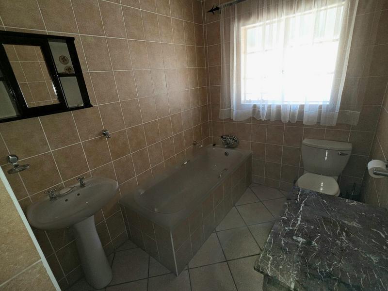 3 Bedroom Property for Sale in Amberfield Gauteng