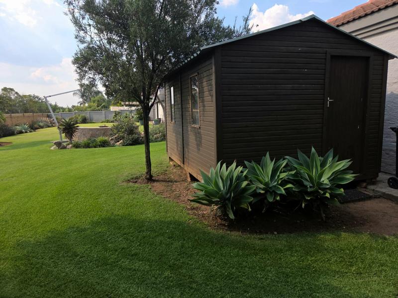 3 Bedroom Property for Sale in Amberfield Gauteng